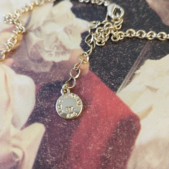 Liz Claiborne Gold Floral Necklace - Picture 11 of 12